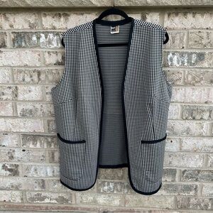 Vintage Black and White Women's Vest